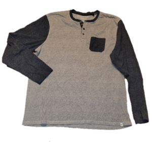 International Report long sleeve grey shirt - XL
